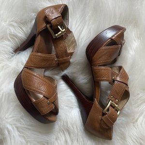 Michael Kors heel sandals. Caramel. Size 7.